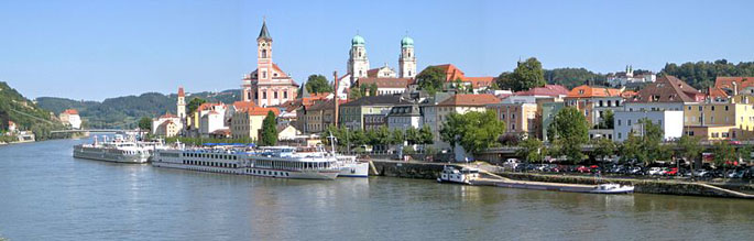 PVeduta del centro storico di Passau sul Danubio